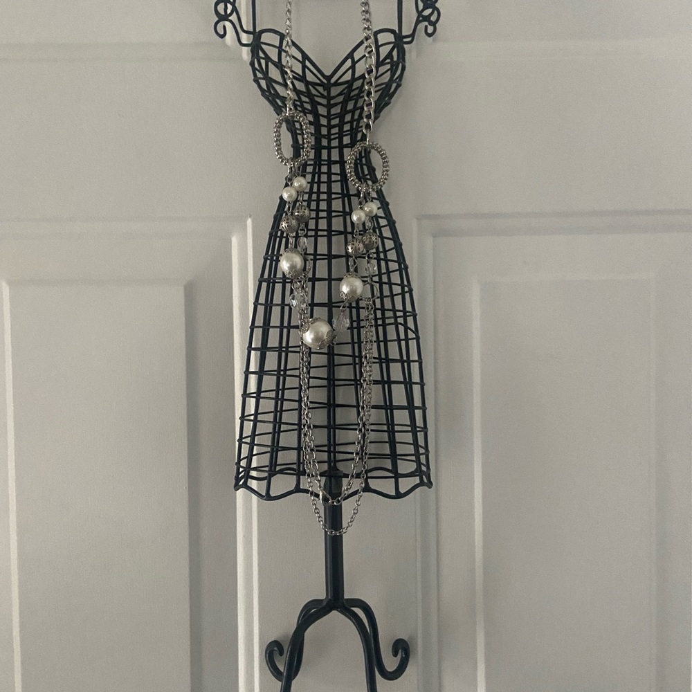 Black Wire Dress Form Jewelry Holder/Decor Piece
